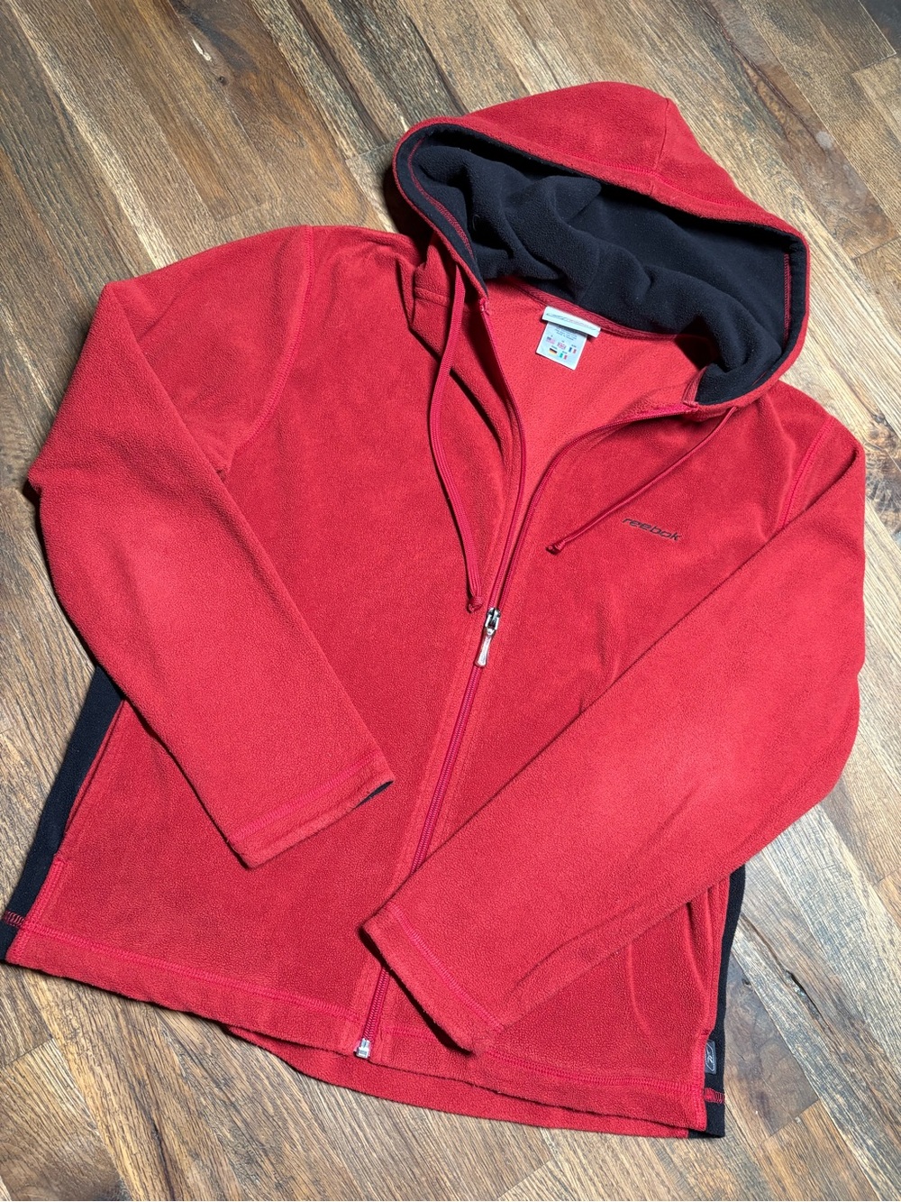 Vintage Women’s Reebok Red Hooded Fleece Jacket with Black Lining